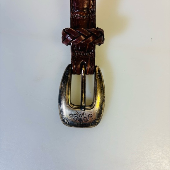 Brighton’s Women’s 90307 Silver Leather Croc Embossed Silver accent Belt medium - Picture 7 of 12